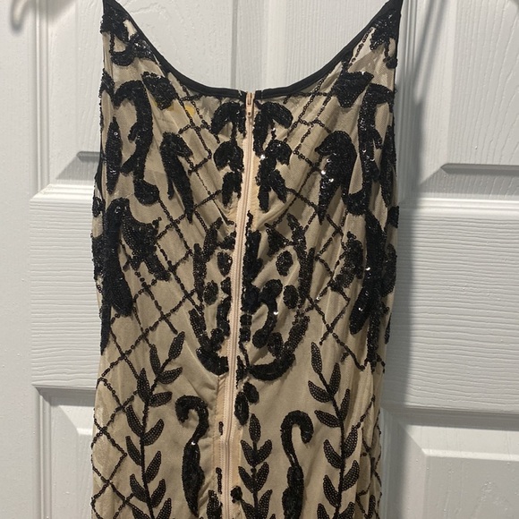 Banjul Sleeveless Black and Nude Lace Mini Dress - Size L - Picture 4 of 8